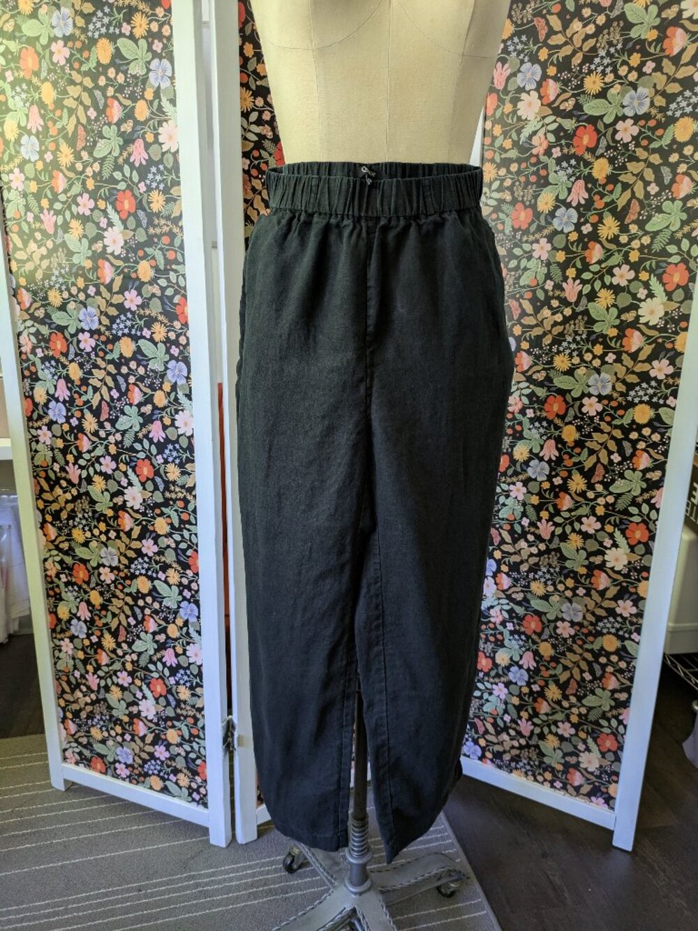 Quince Black Linen Pants, Size M